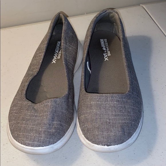 skechers goga max silver